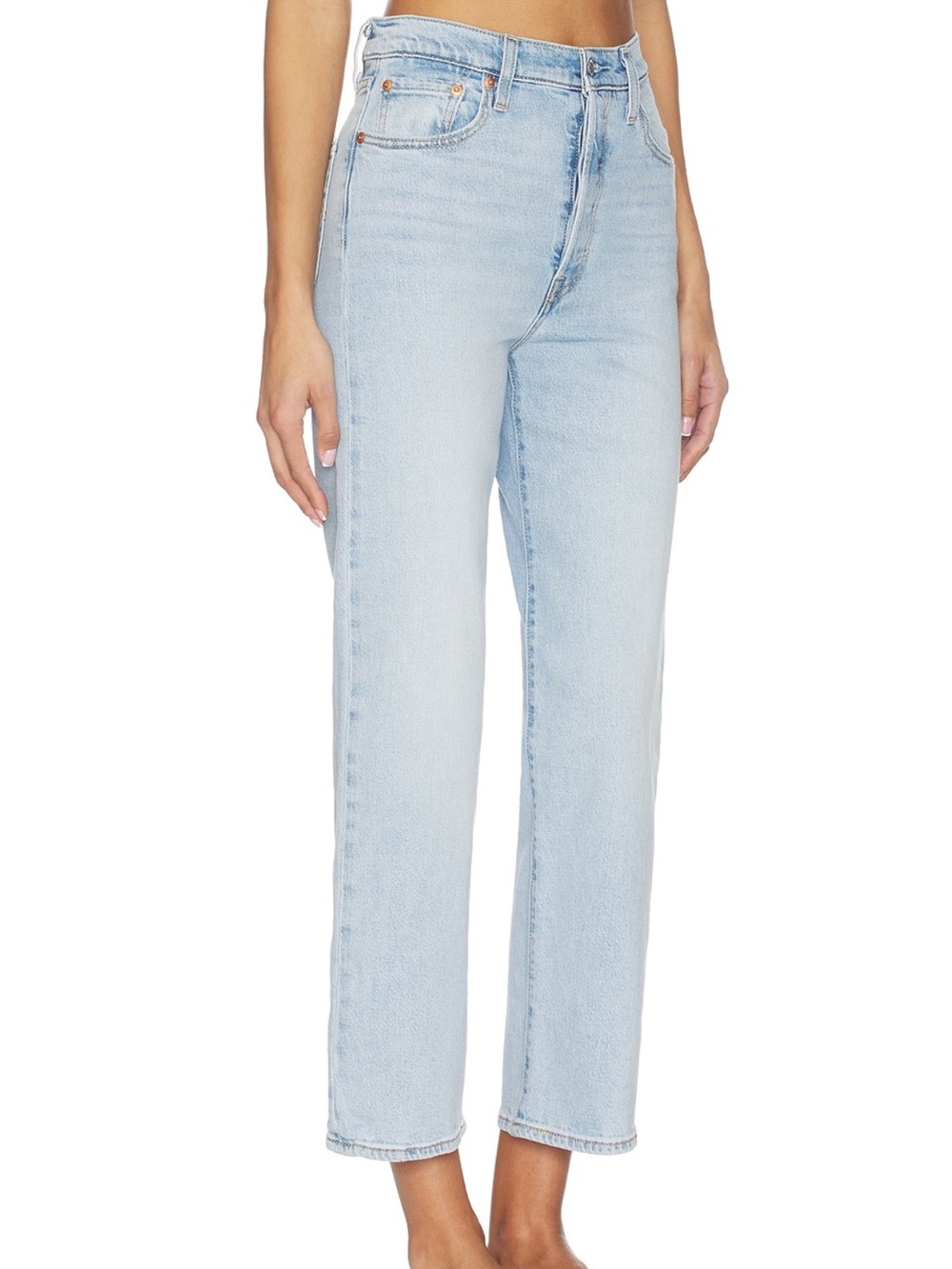 Levi's High-Rise Ribcage Straight Ankle Jeans REVOLVE - Filter Her Light Wash 26